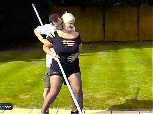AgedLovE Lacey Starr plowing Poolboy xxx